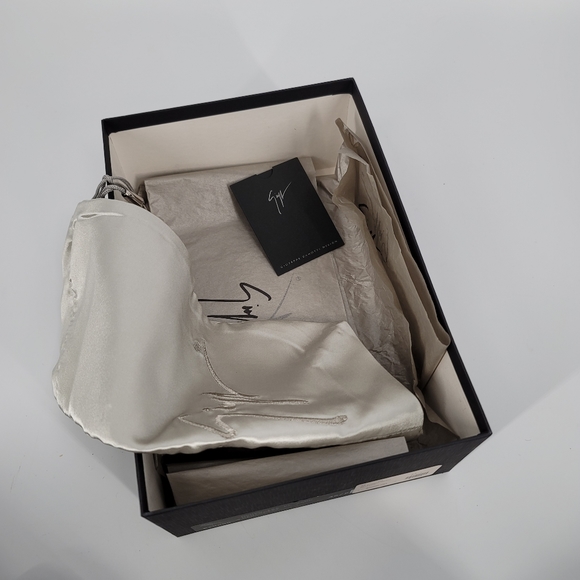 Giuseppe Zanotti Monro Black Glitter Platform Slingback Pumps Size 35.5 - Picture 13 of 13